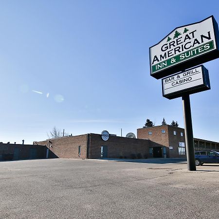 Great American Inn & Suites Devils Lake Exterior foto